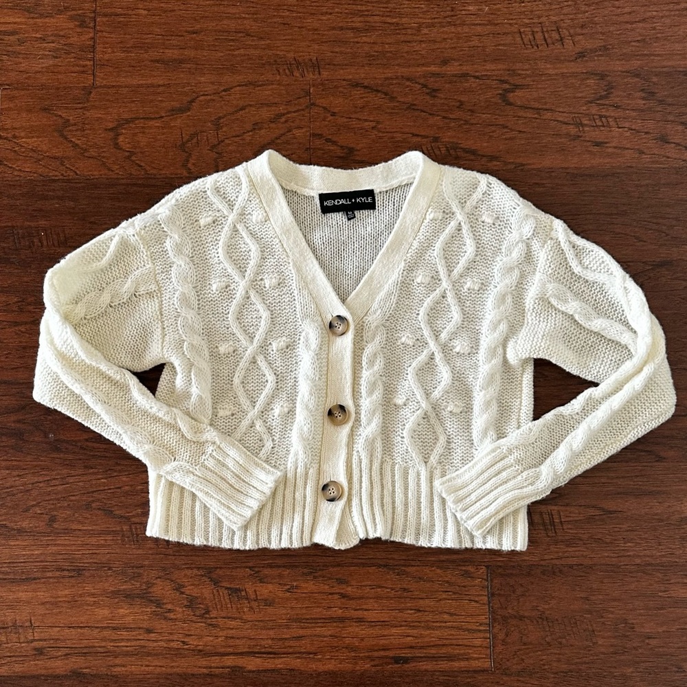 Kendall & Kylie cable knit cropped button up cardigan Sz M